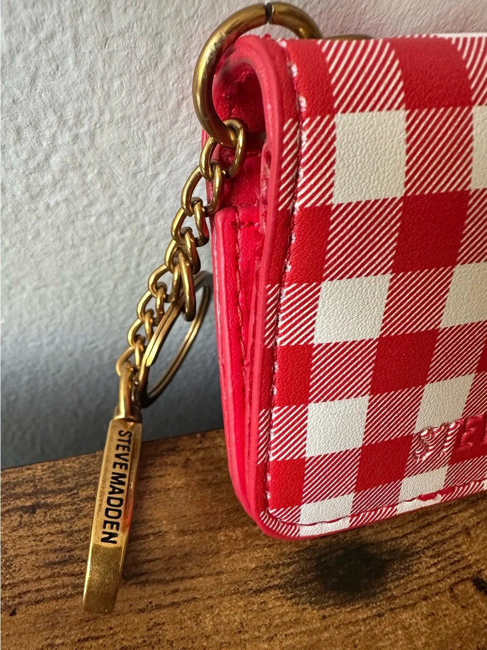 Steve Madden Red & White Gingham Plaid Card Wallet Bag Charm Keychain NWOT